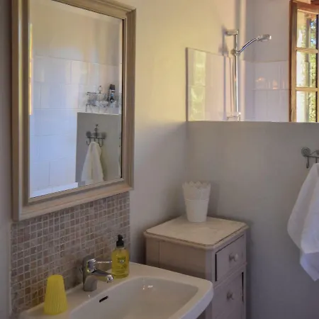 Casa vacanze Charming Holiday With Deckchairs, Garden, Terrace, Bbq