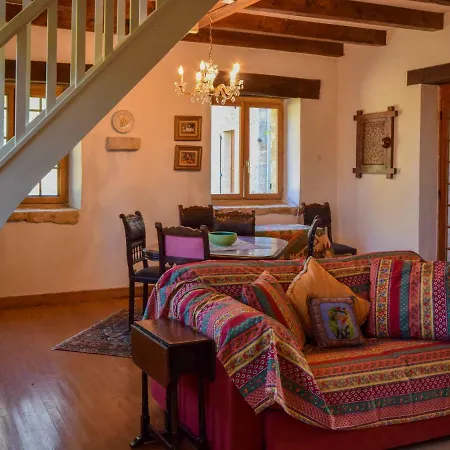 Charming Holiday With Deckchairs, Garden, Terrace, Bbq Casa vacanze Sauveterre-la-Lémance